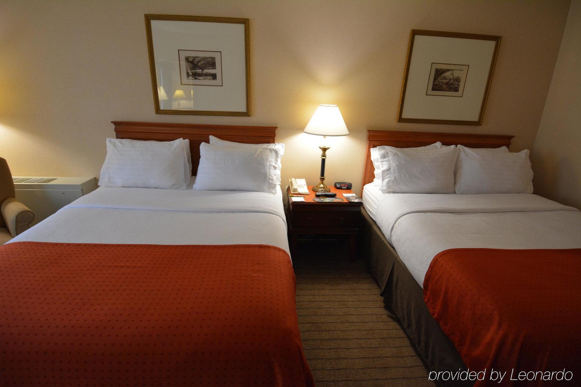 Holiday Inn Country Club Plaza Канзас-Сити Экстерьер фото