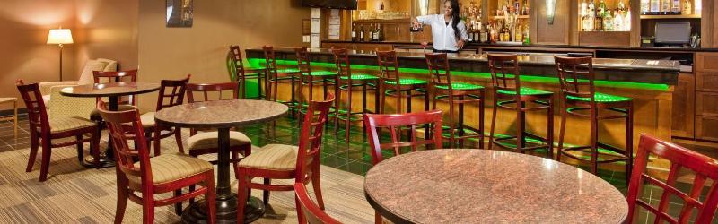 Holiday Inn Country Club Plaza Канзас-Сити Экстерьер фото
