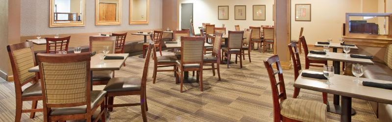 Holiday Inn Country Club Plaza Канзас-Сити Экстерьер фото